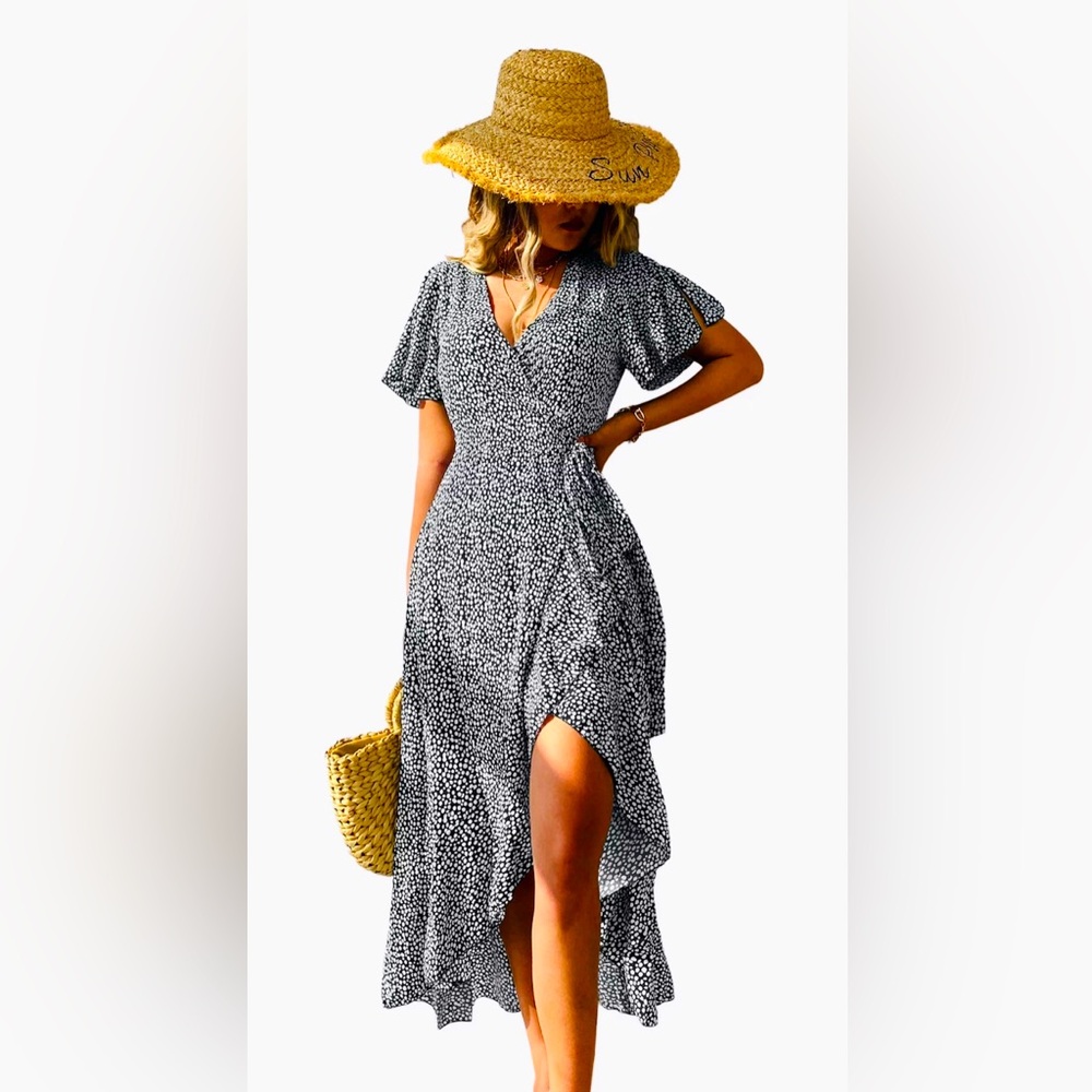 Cupshe Flared Sleeve V-neck Ditsy Dress - dark navy and white.  Size Small -NWT